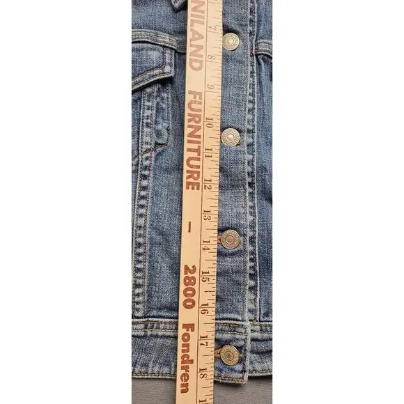 Levis Womens Vintage Cropped Trucker Jacket Sz Medium Denim Blue Jean - Picture 5 of 7